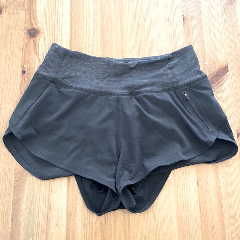 Outdoor Voices 2.5” Exercise Short (XS, Black)